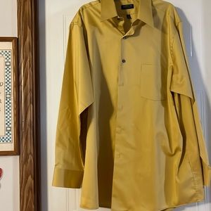 Arrow shirt deep gold wrinkle free 16-161/2 32-33 sleeve 23 1/2